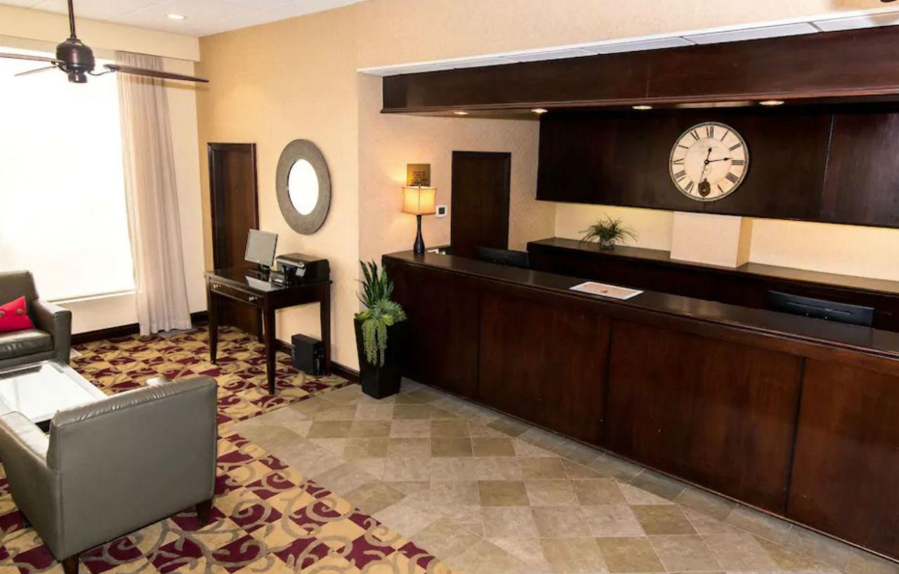 Howard Johnson By Wyndham Portsmouth Kültér fotó